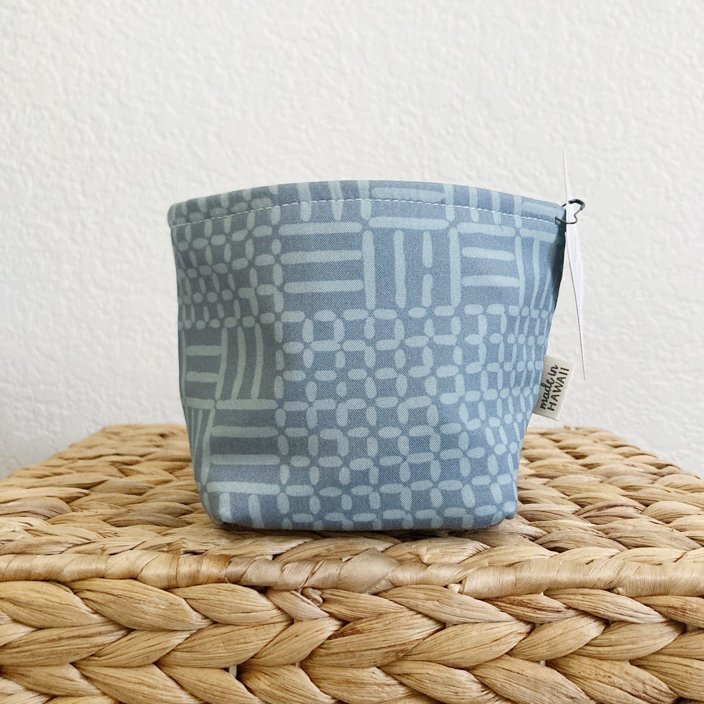 HAWAI'I ARTIST // 4" Plant Bag 002 // Print Design by Kamea Designs