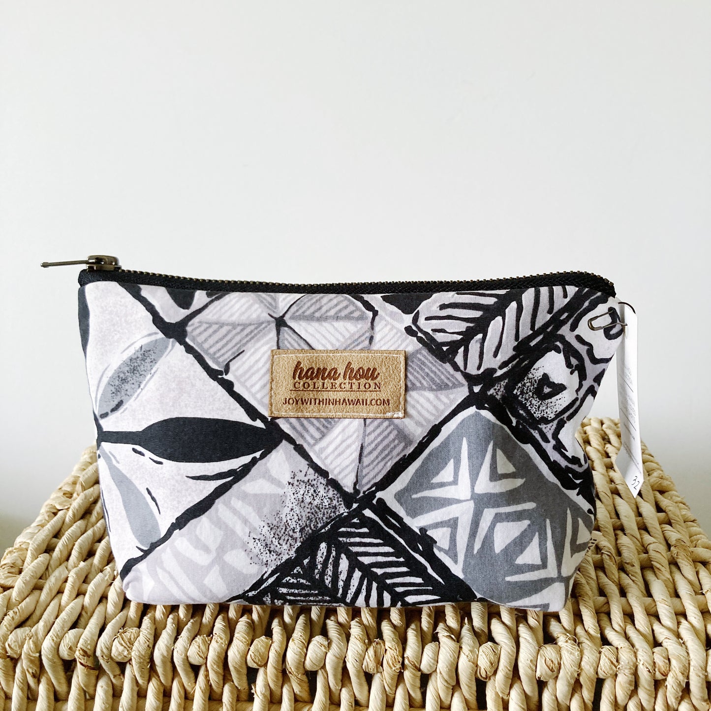 Hana Hou // Jumbo Pencil Pouch 001 // Made in Hawaii with pre-loved aloha shirts