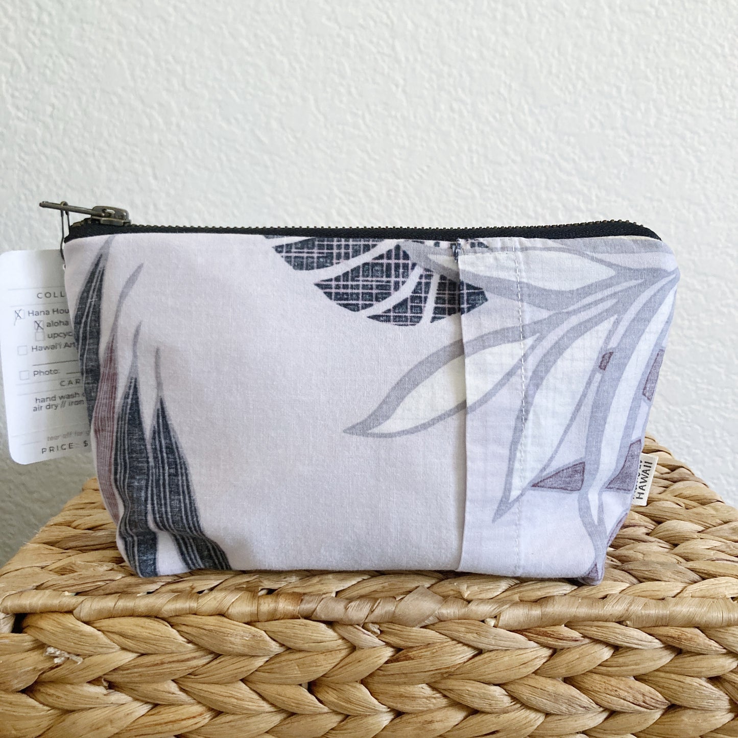 HANA HOU // Jumbo Pencil Pouch 003 // Made in Hawaii with pre-loved aloha shirts