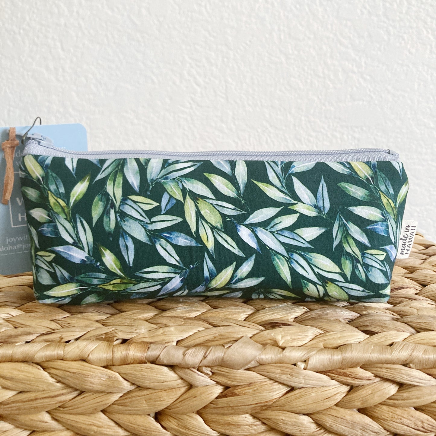 HAWAI'I ARTIST // Small Pencil Pouch 012 // Print design by Kaulumaika