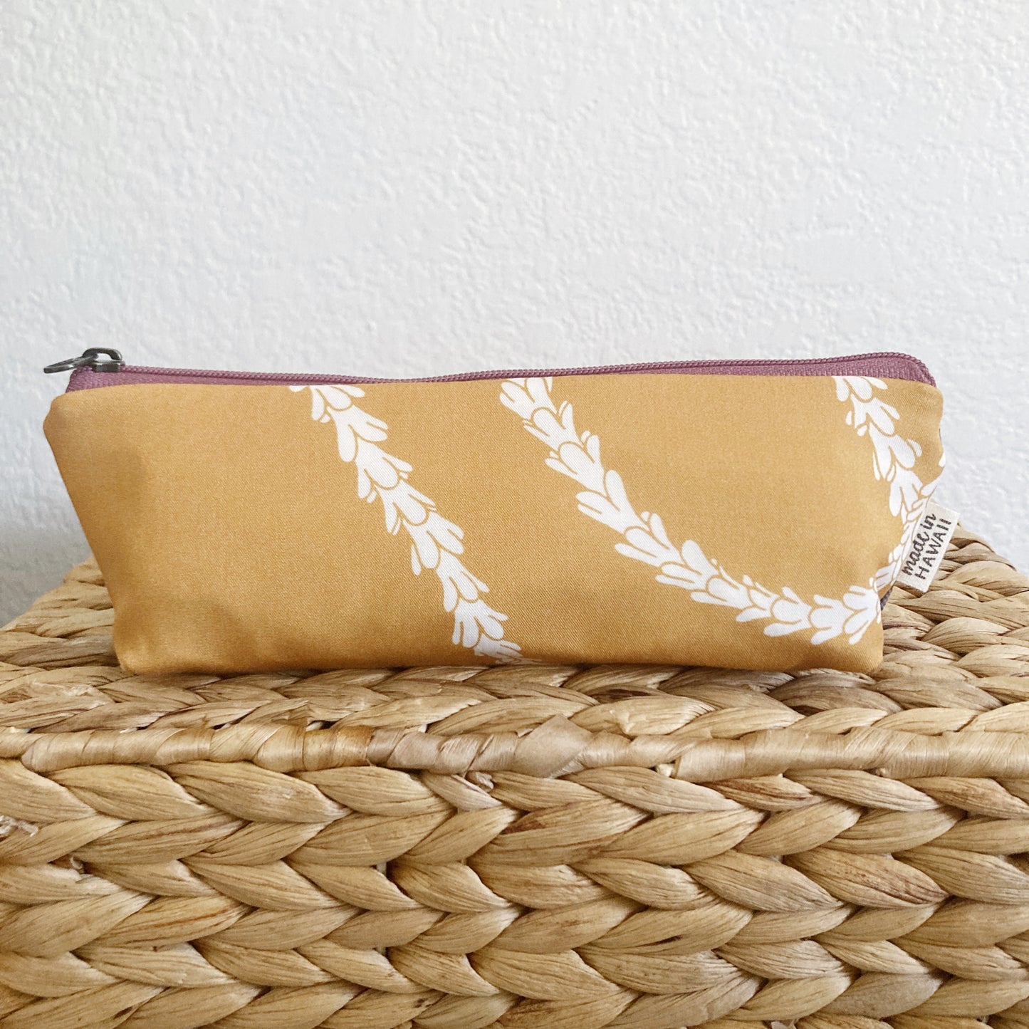 HAWAI'I ARTIST // Small Pencil Pouch 010 // Print design by Kamea Designs