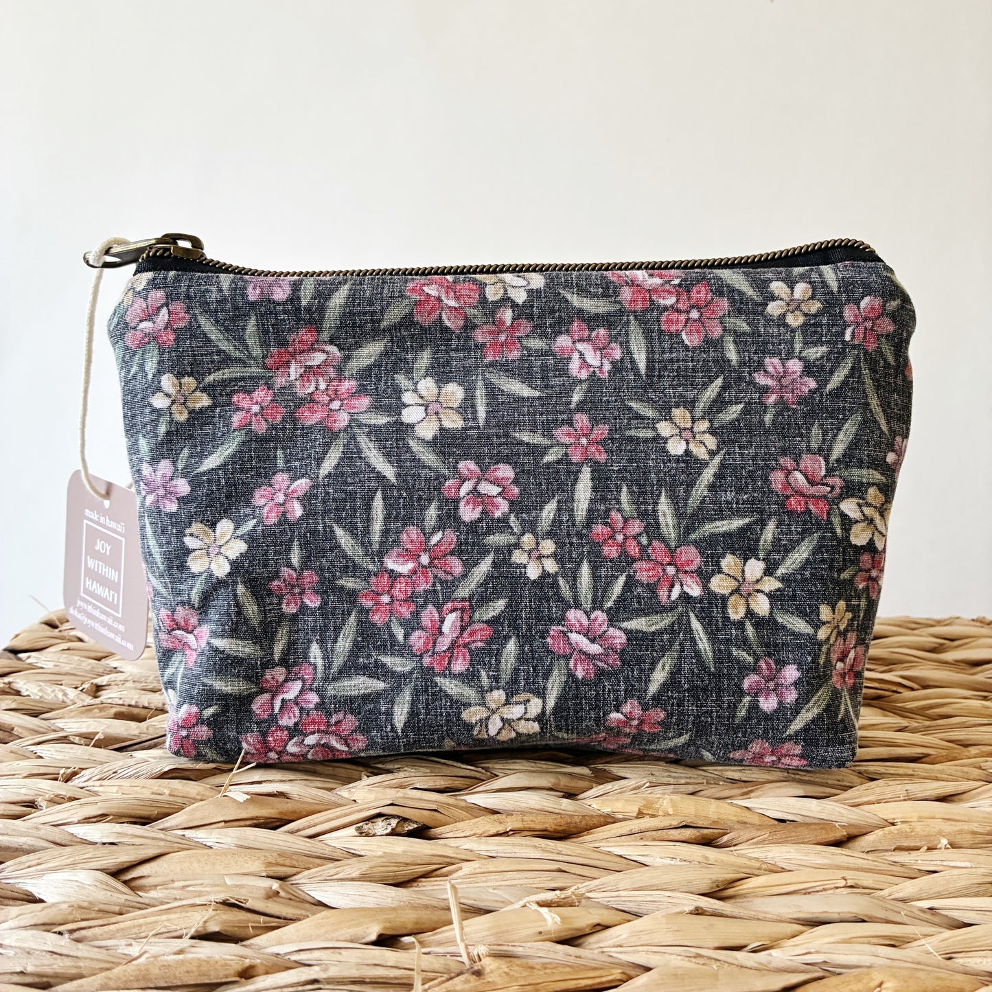 Hana Hou // Jumbo Pencil Pouch 002 // Made in Hawaii with pre-loved aloha shirt
