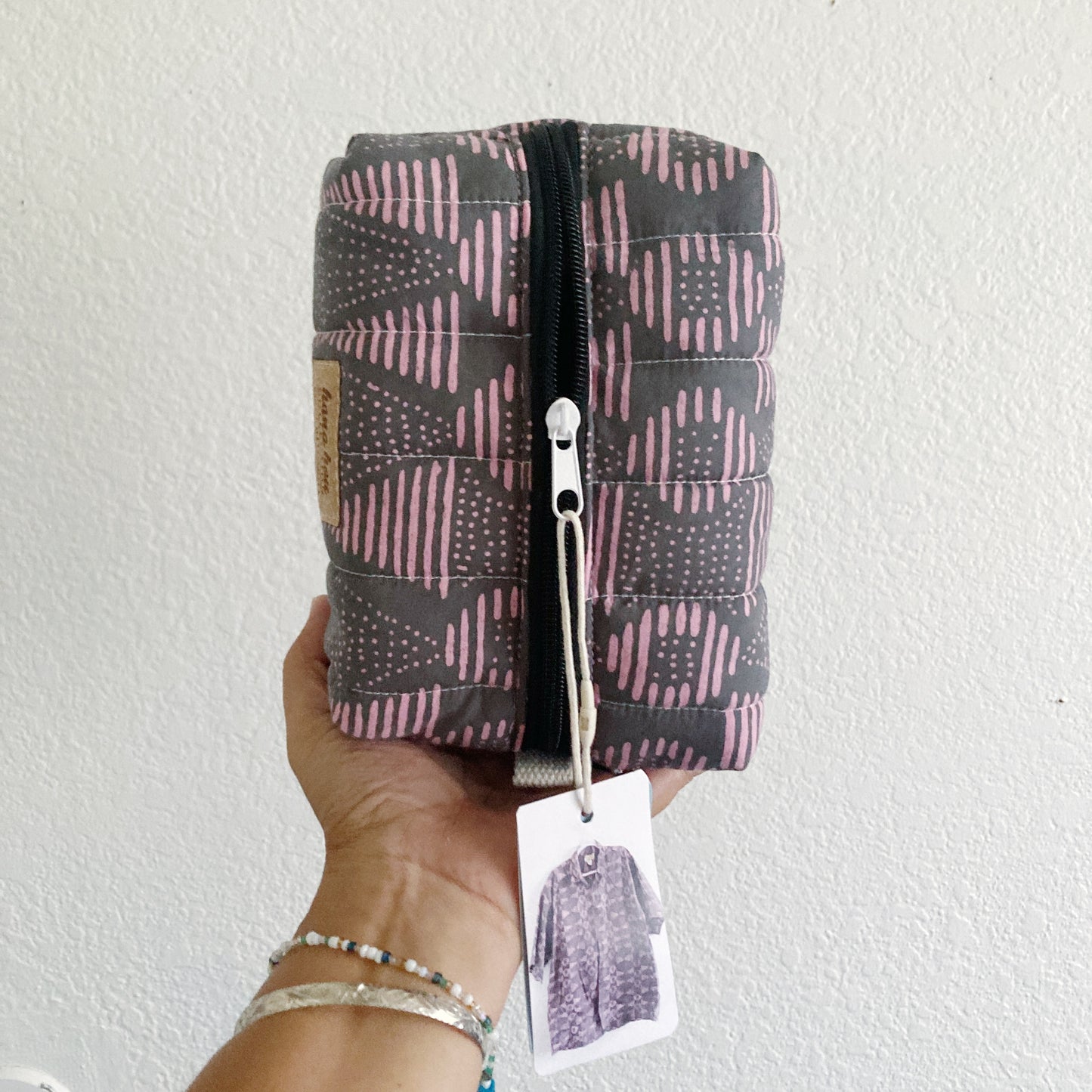 HANA HOU // Travel Boxy 010 // Made in Hawai'i with pre-loved aloha shirt
