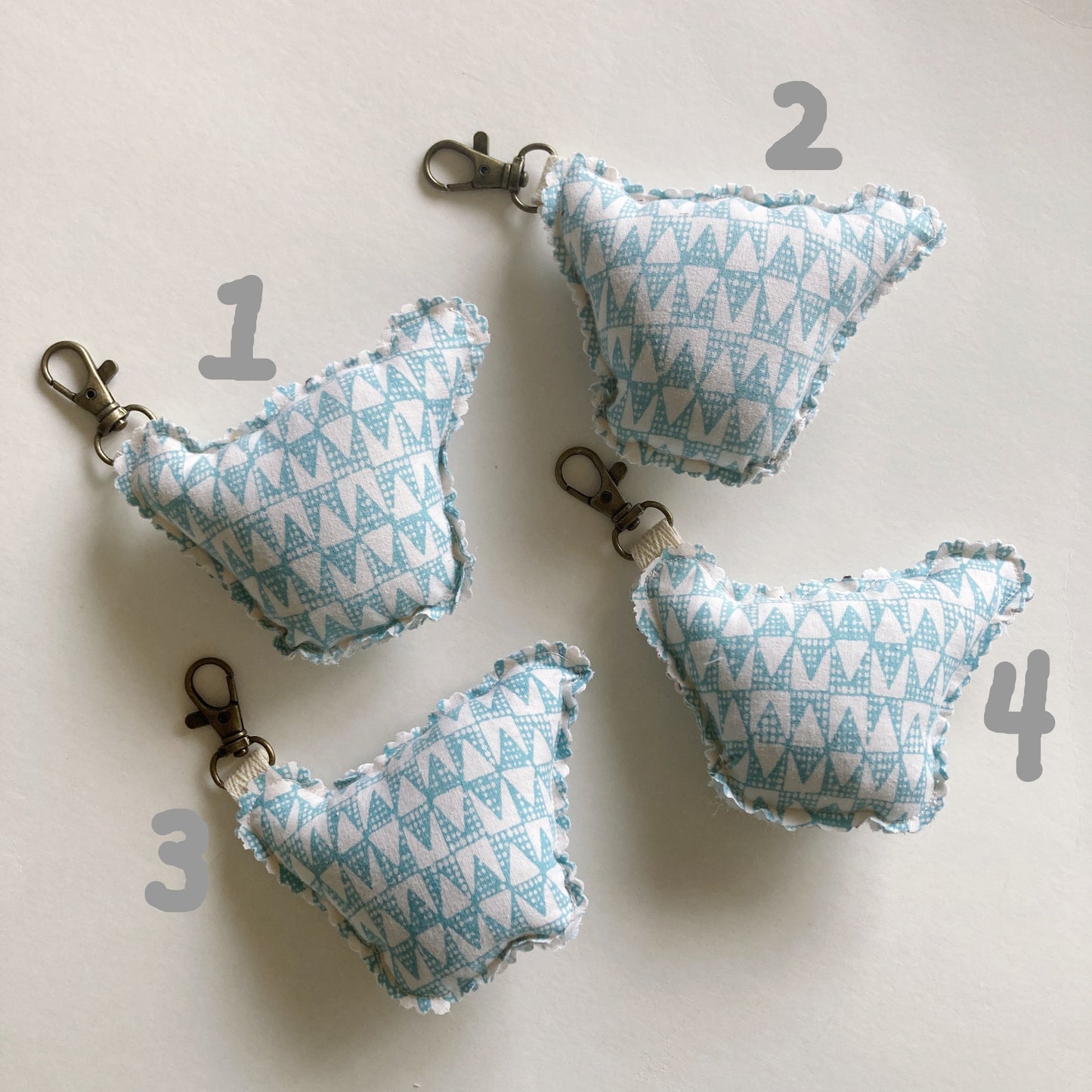 Hana Hou // Puffy Shaka Charm 4S // Made in Hawaii with preloved aloha shirt
