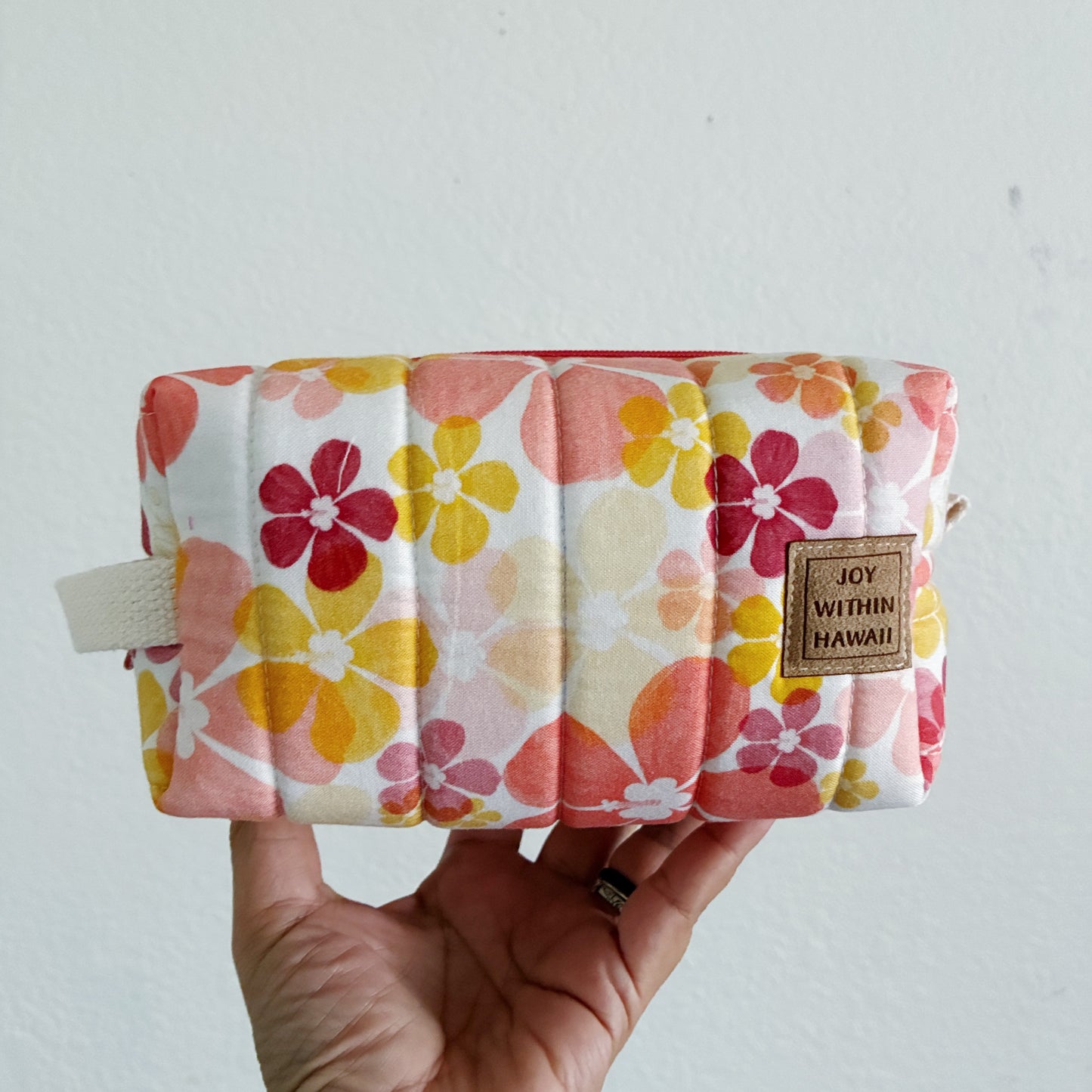 HAWAI'I ARTIST // Medium Travel Boxy 001 // Made in Hawai'i // Print Design by Alohilani Designs