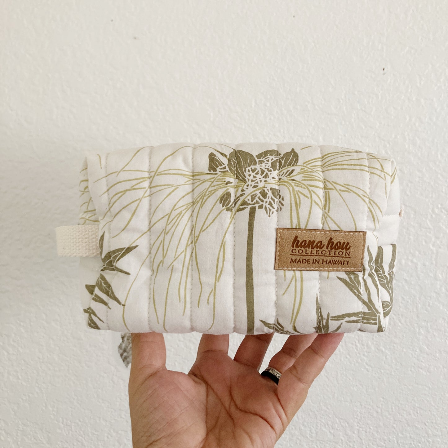 HANA HOU // Travel Boxy 013 // Made in Hawai'i with pre-loved aloha shirt