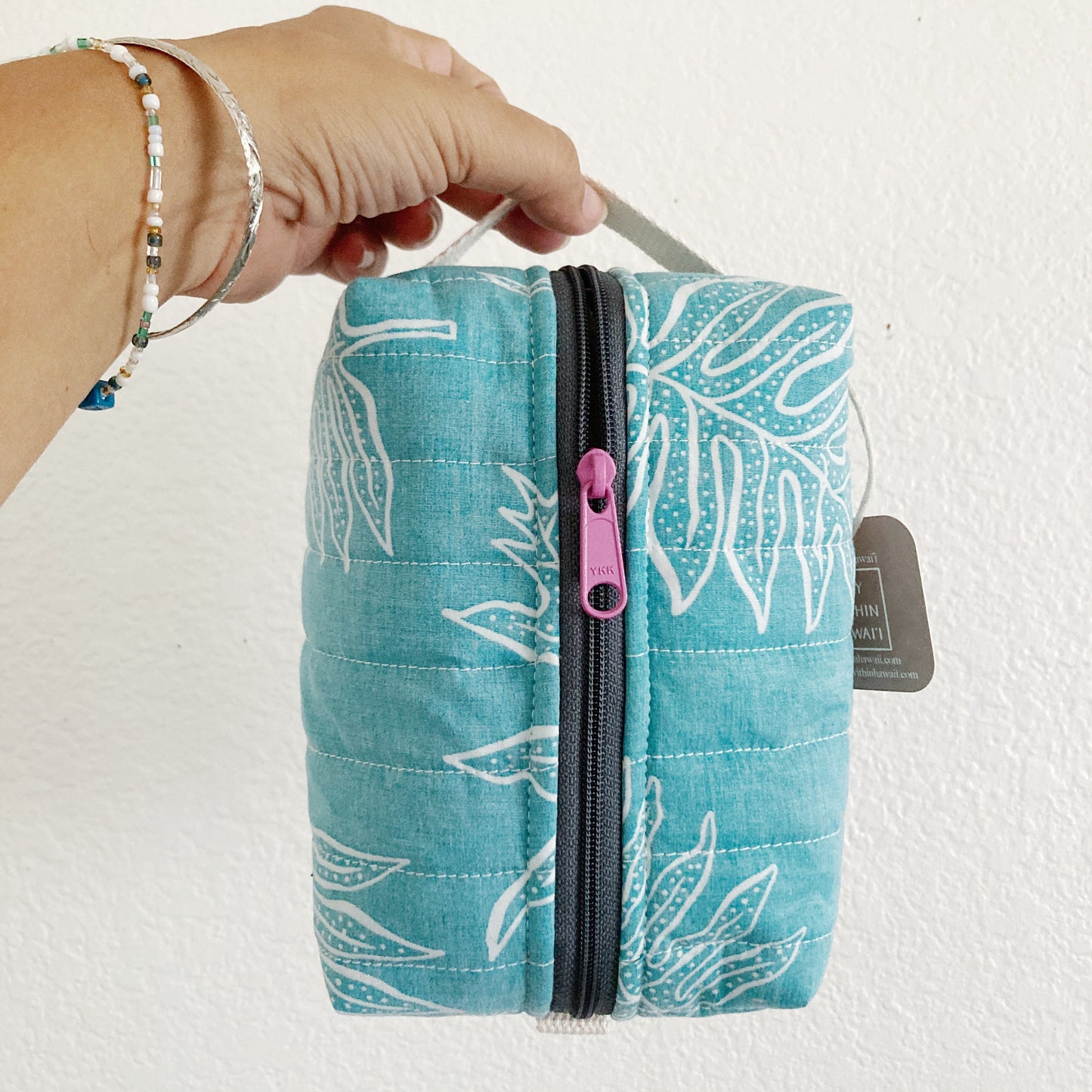 HANA HOU // Travel Boxy 011 // Made in Hawai'i with pre-loved aloha shirt