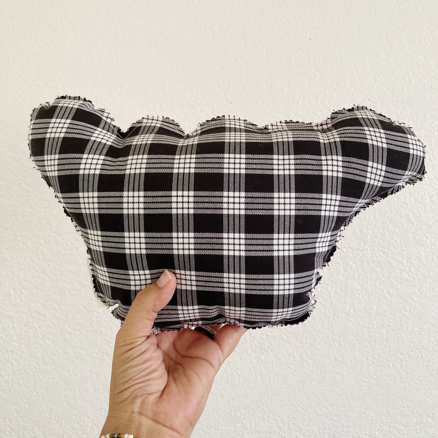 HANA HOU // PUFFY SHAKA 022 // Made with pre-loved aloha shirt + palaka