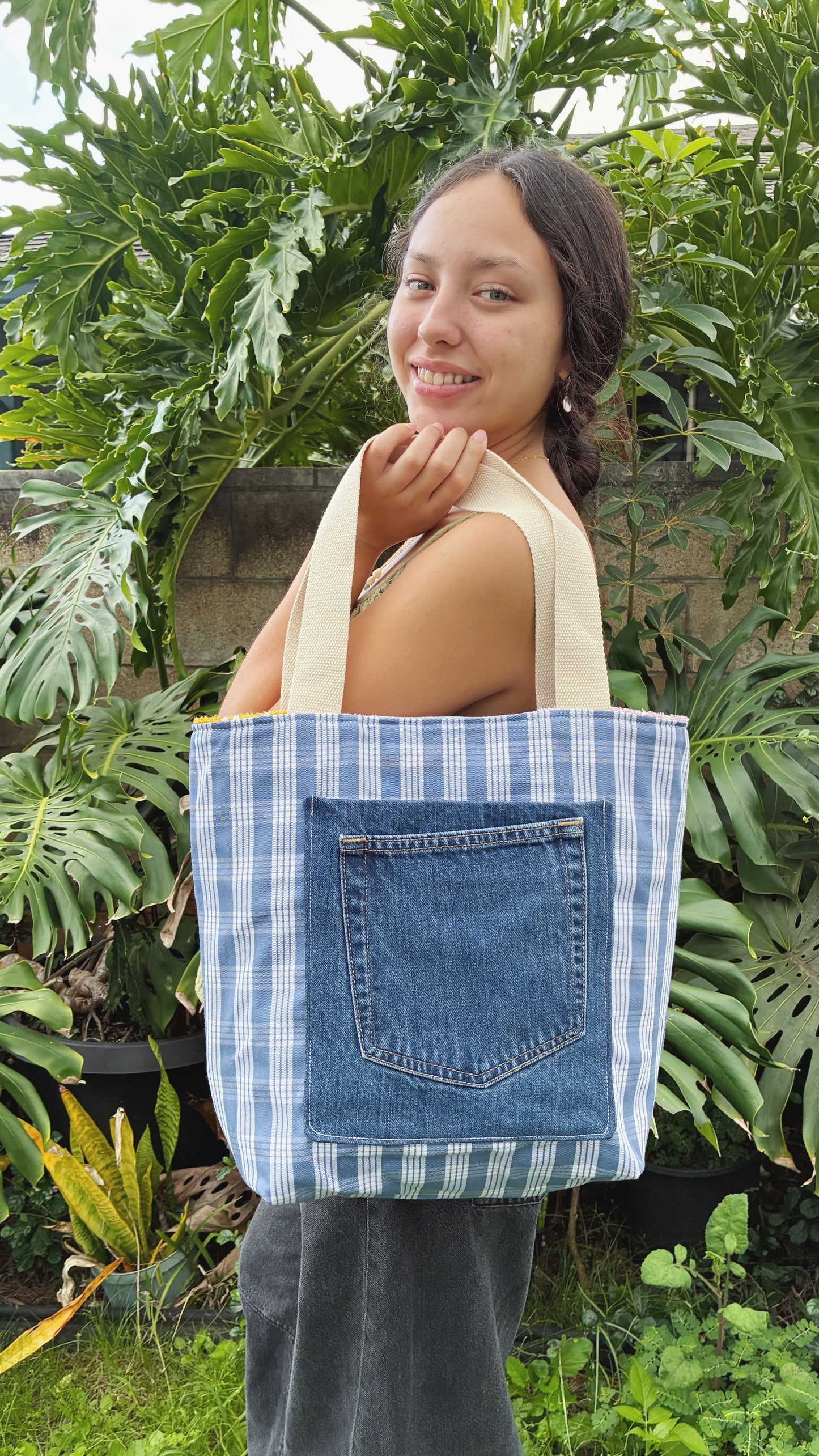 HANA HOU // Patchy Tote 003 // Made with upcycled fabrics