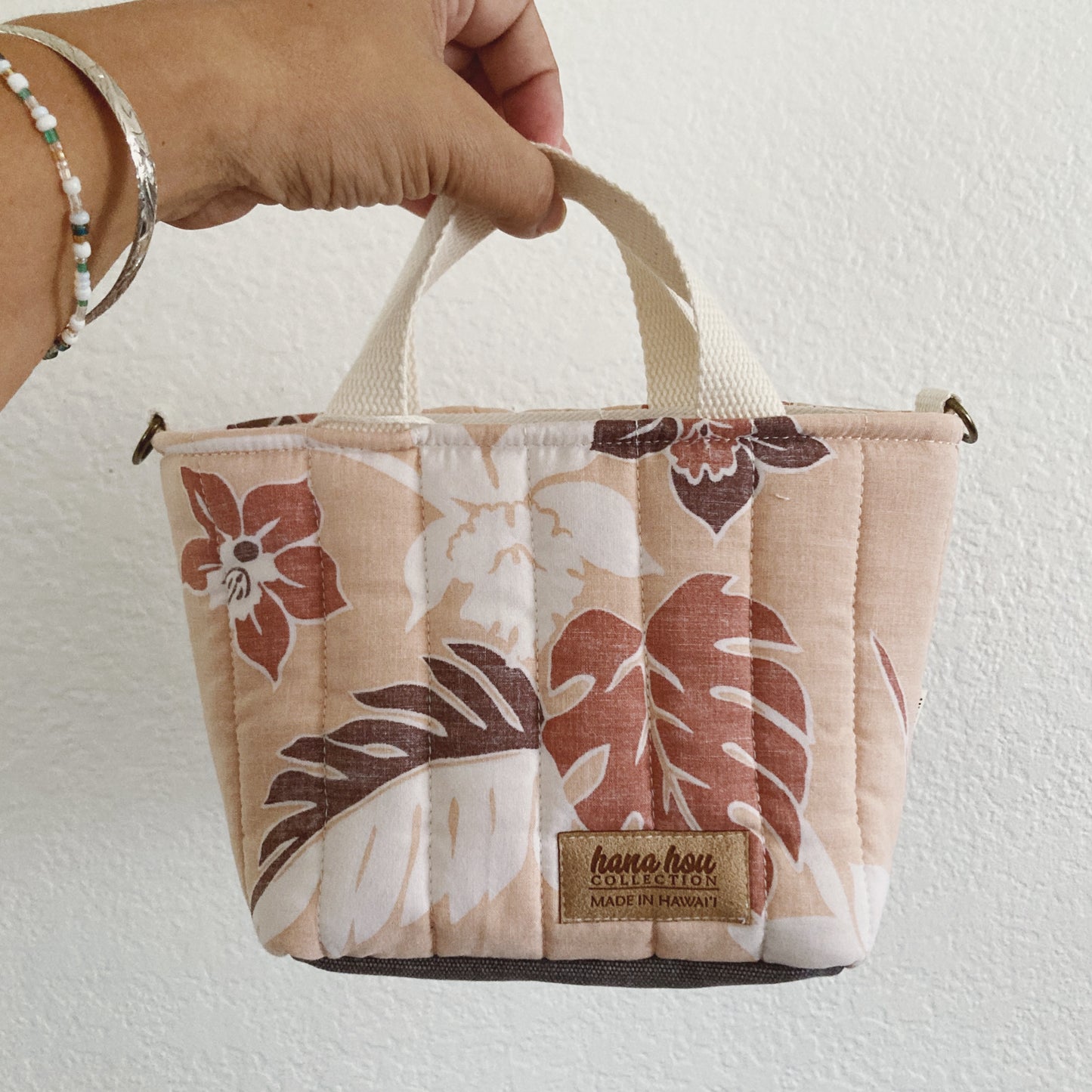 HANA HOU // PUFFY MINI CROSSBODY TOTE 005 // Made in Hawai'i with pre-loved aloha shirt