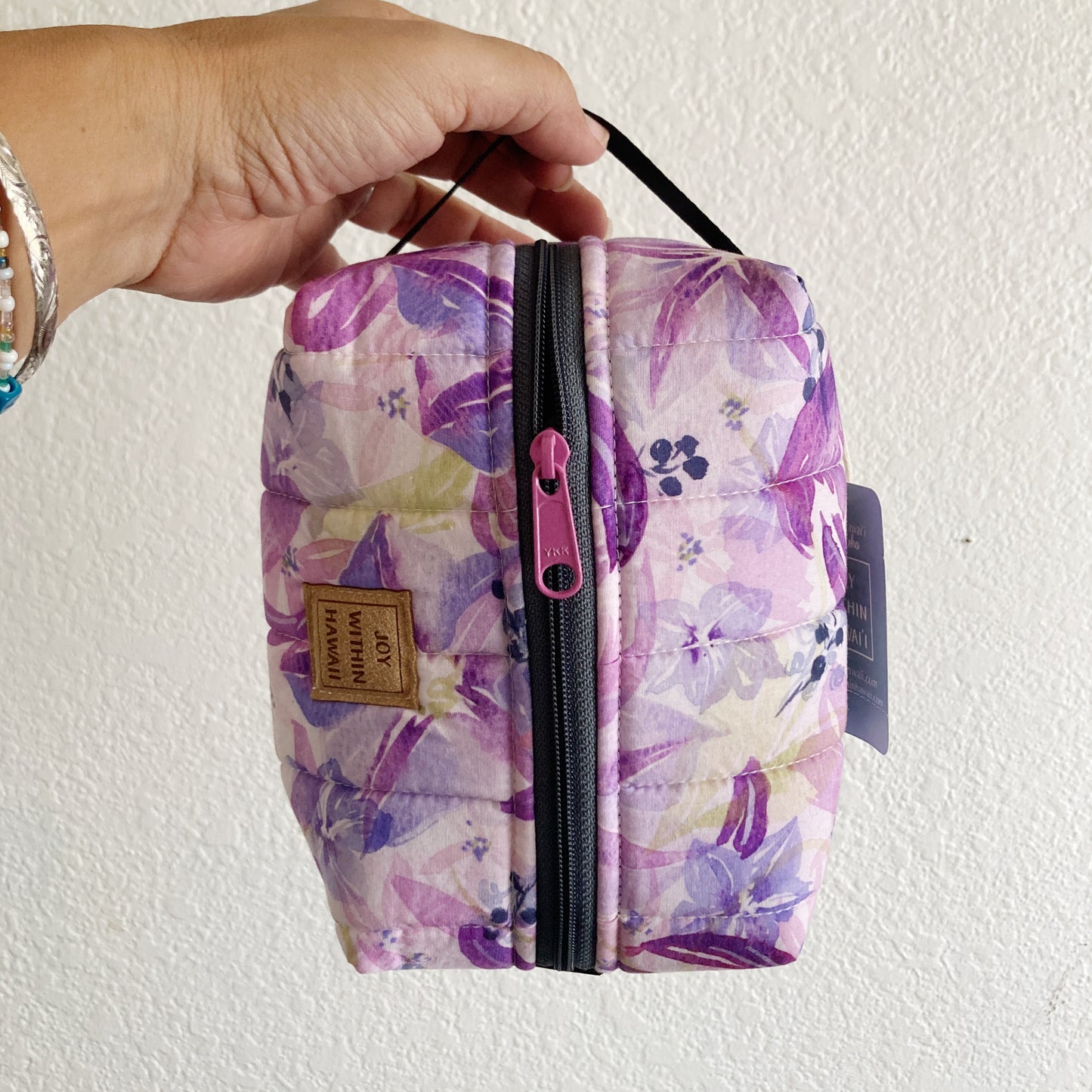 HAWAI'I ARTIST // Medium Travel Boxy 001 // Made in Hawai'i // Print Design by Kaulumaika