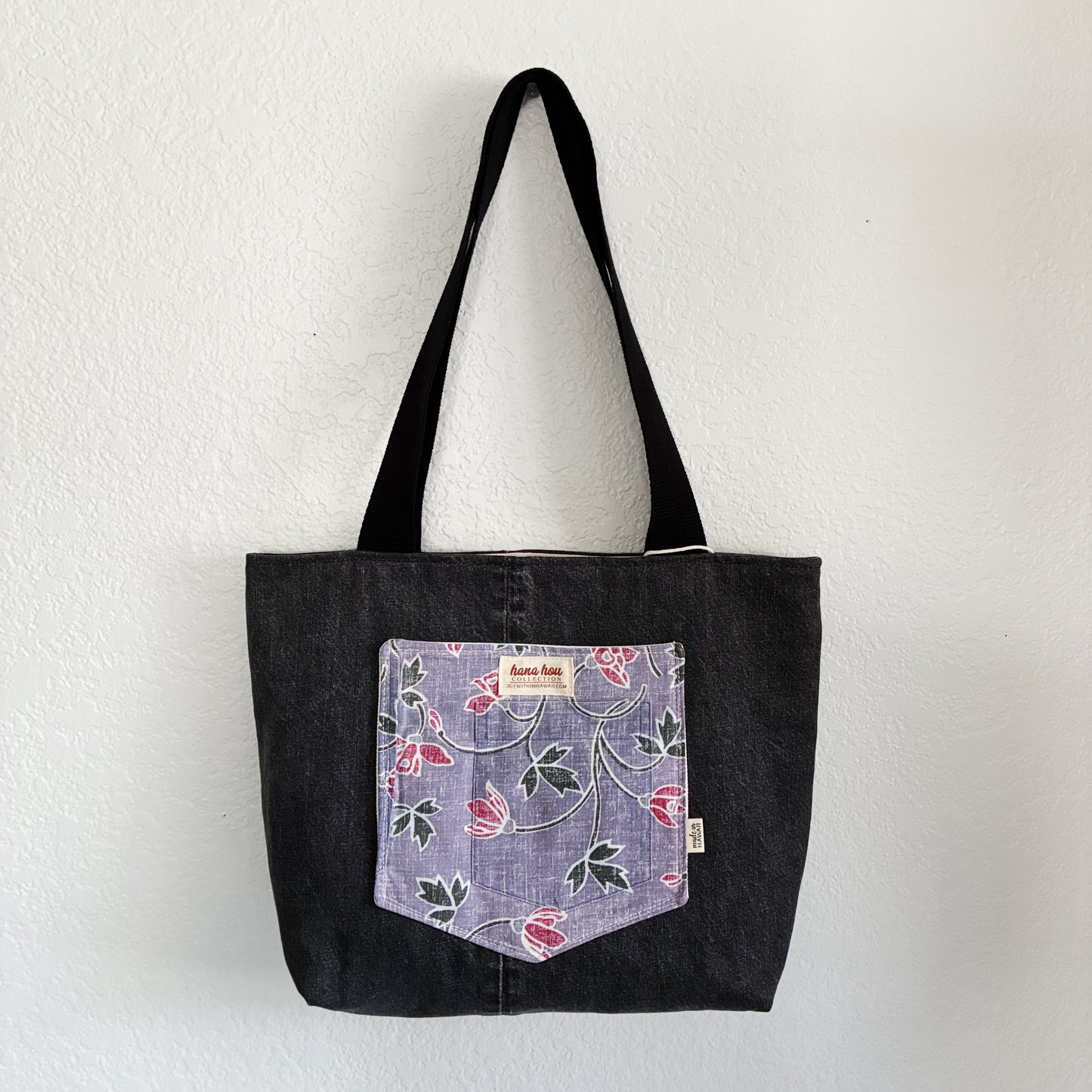 HANA HOU // Denim Pocket Tote 001 // Made in Hawai'i with upcycled fabrics