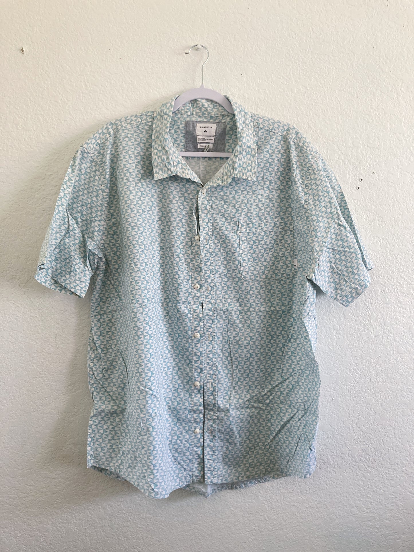 Hana Hou // Puffy Shaka Charm 4S // Made in Hawaii with preloved aloha shirt