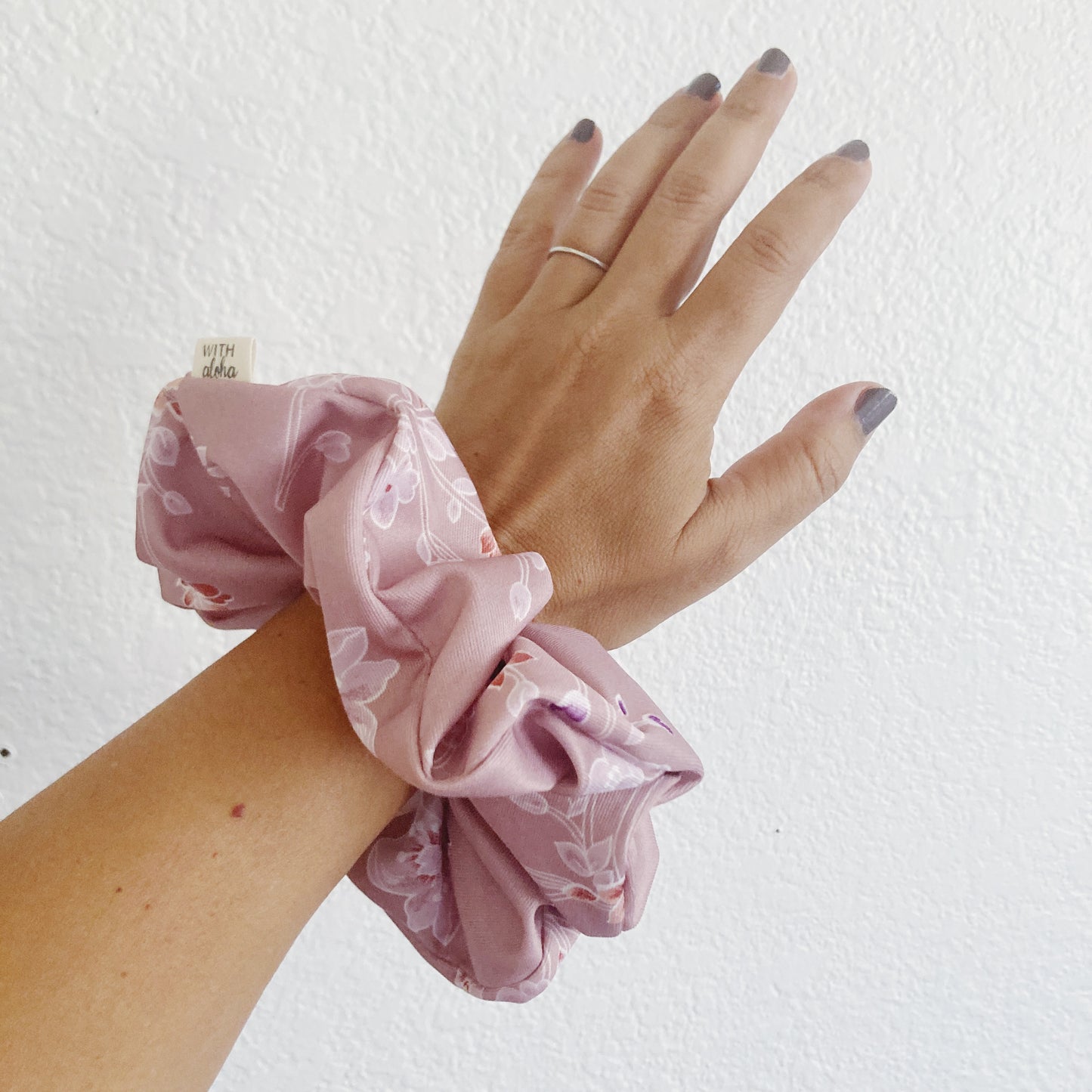 Hana Hou // SCRUNCHIE 001 // Made in Hawaii with upcycled textiles