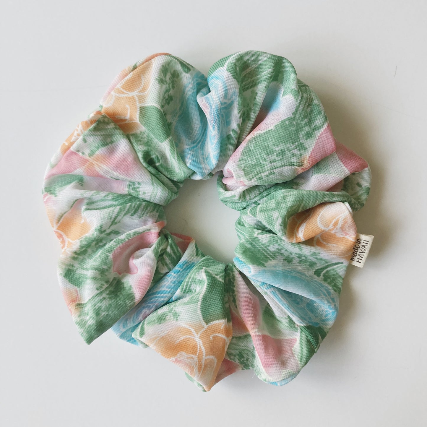Hana Hou // SCRUNCHIE 005 // Made in Hawaii with upcycled textiles