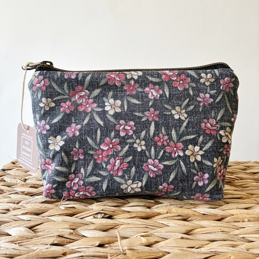 Hana Hou // Jumbo Pencil Pouch 002 // Made in Hawaii with pre-loved aloha shirt