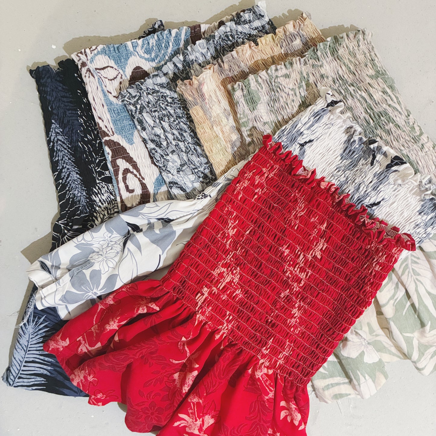 HANA HOU // Ka'ina Top 005 // Made in Hawai'i with pre-loved aloha shirt