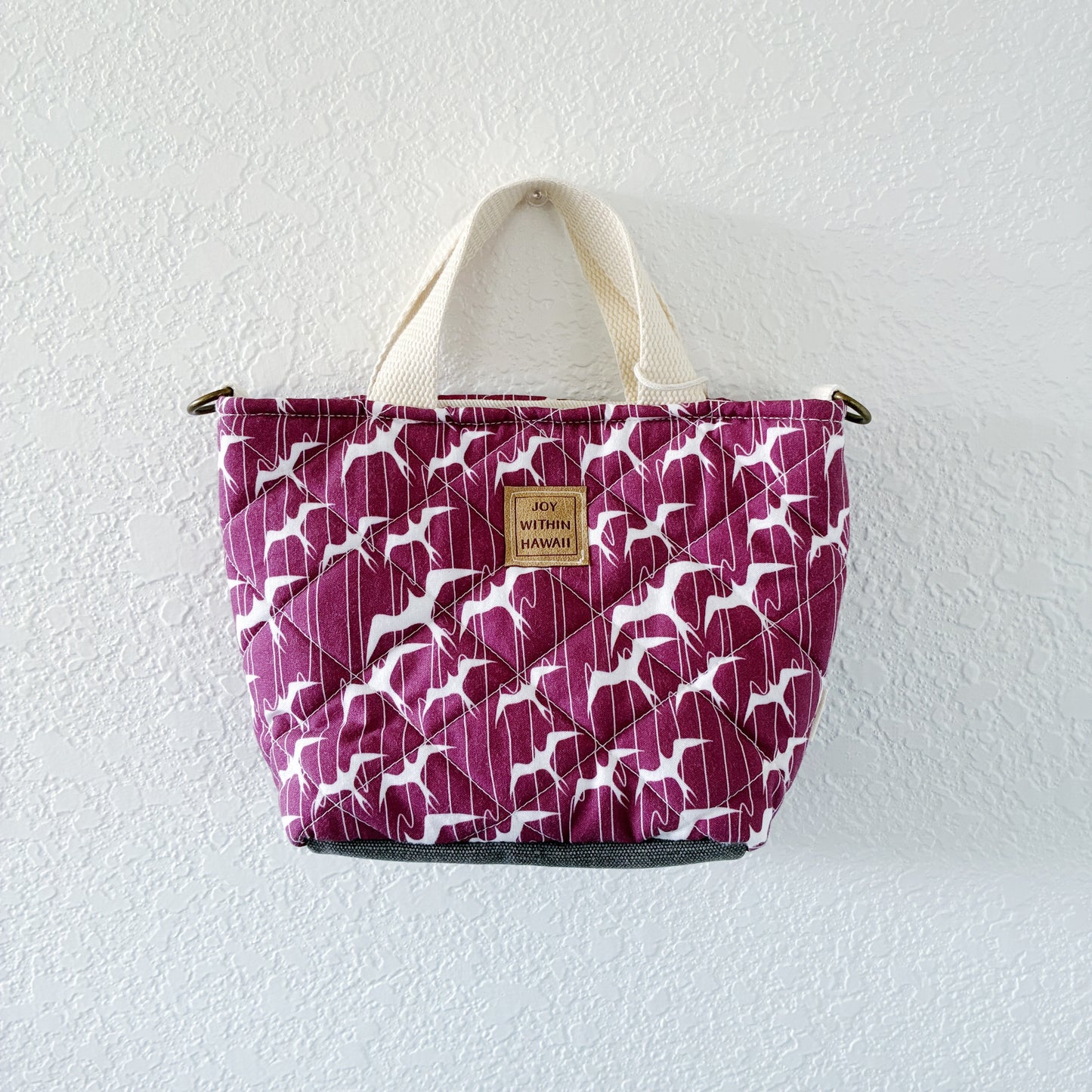 HAWAI'I ARTIST // PUFFY MINI CROSSBODY TOTE 004 // Print design by Pipilioe