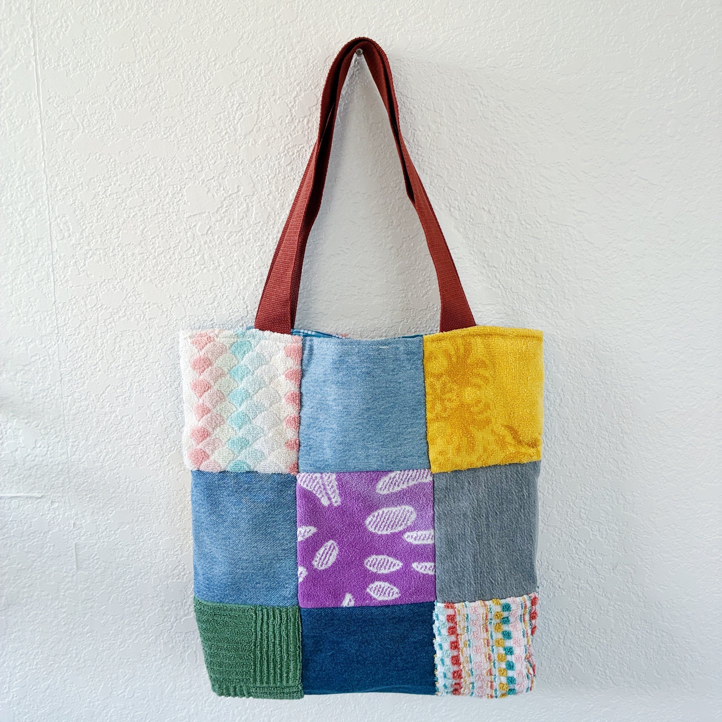 HANA HOU // REVERSIBLE! Patchy Tote 003 // Made with upcycled fabrics