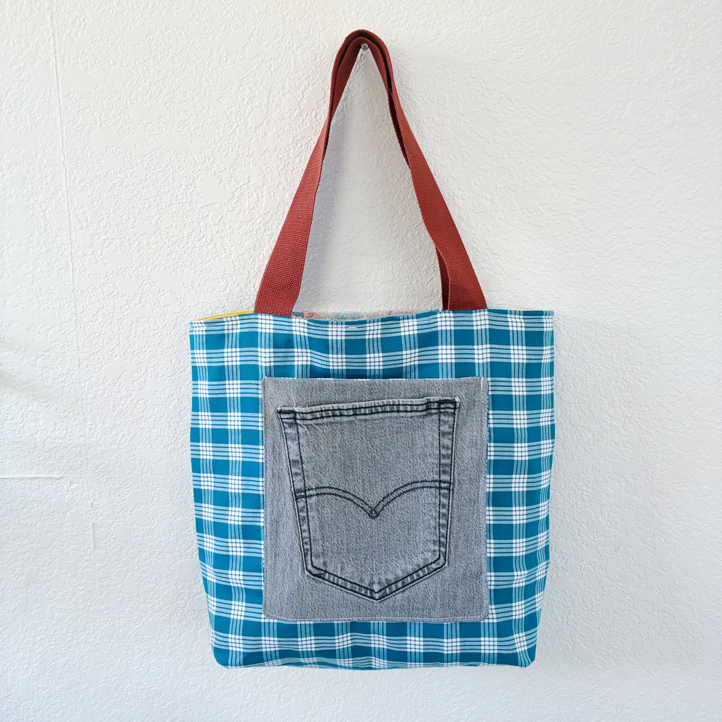 HANA HOU // REVERSIBLE! Patchy Tote 003 // Made with upcycled fabrics