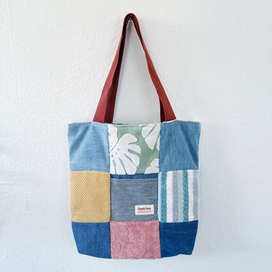 HANA HOU // REVERSIBLE! Patchy Tote 002 // Made with upcycled fabrics