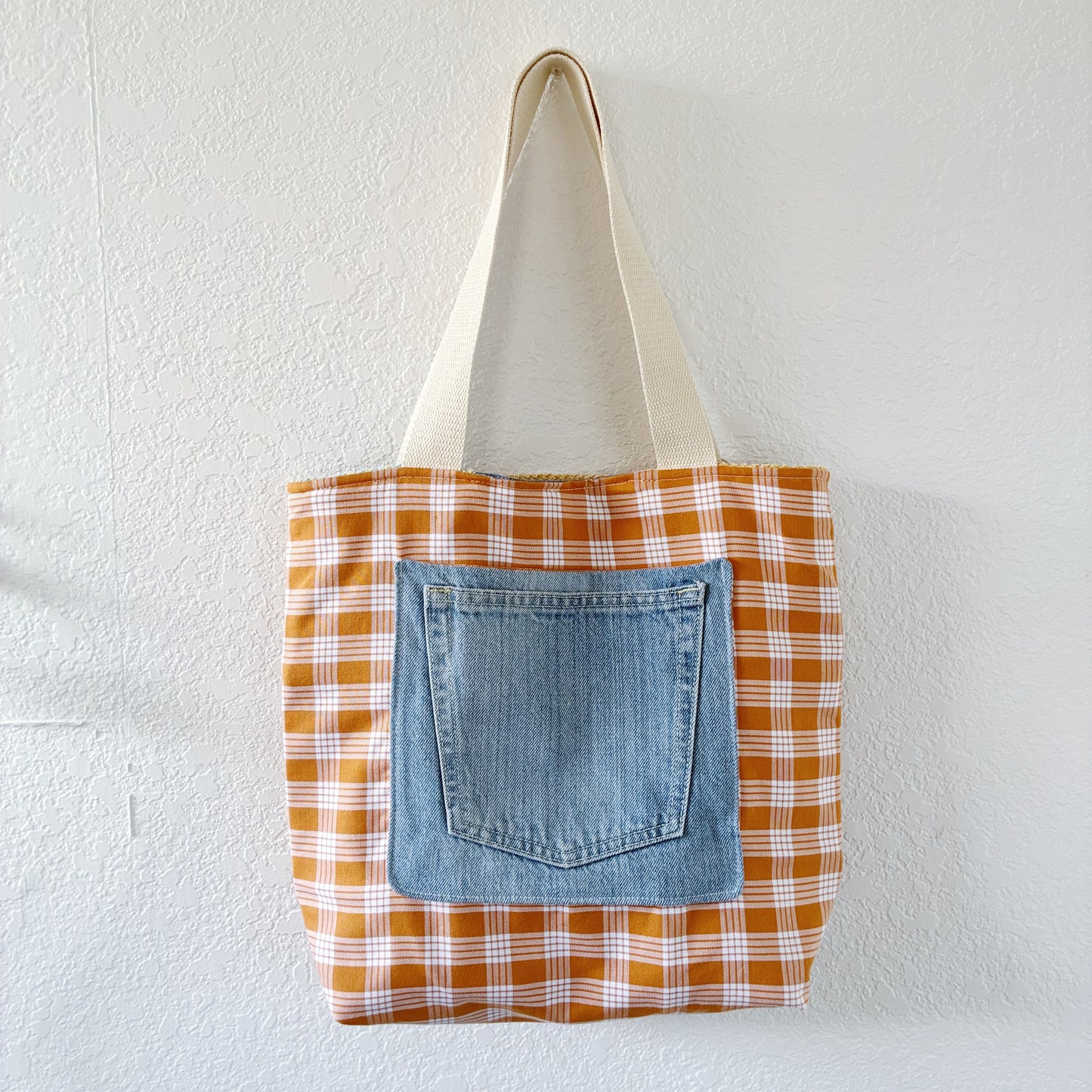 HANA HOU // REVERSIBLE! Patchy Tote 005 // Made with upcycled fabrics