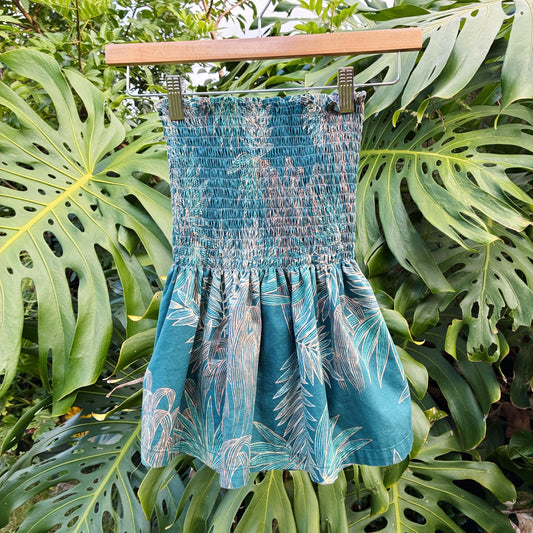 HANA HOU // Ka'ina Top 007 // Made in Hawai'i with pre-loved aloha shirt