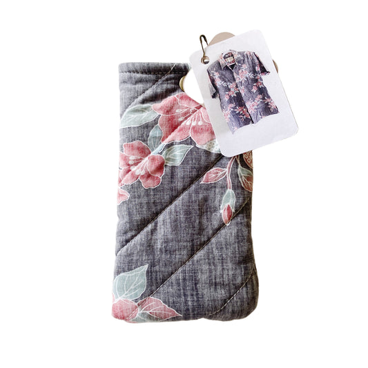 Hana Hou / Sunglass Pouch 002 / Made in Hawaii with pre-loved aloha shirt