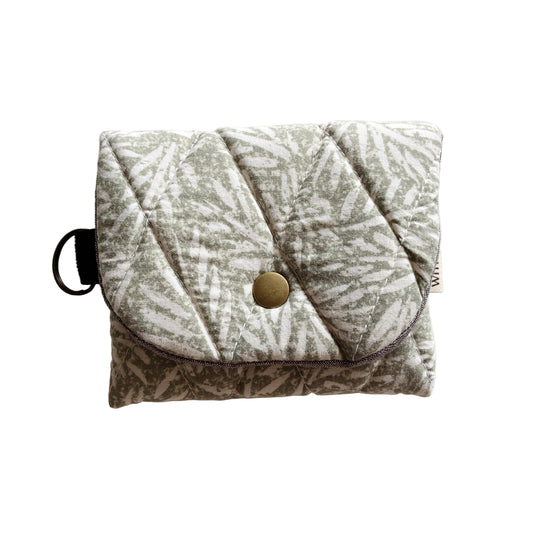 HANA HOU // MINI PUFFY WALLET 004 // Made in Hawaii with pre-loved aloha shirt