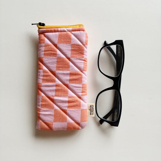 Hawaii Artist / Eyeglass Pouch 006 / Print design by Kris Wong Design