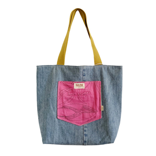 HANA HOU // Denim Pocket Tote 010 // Made in Hawai'i with upcycled fabrics