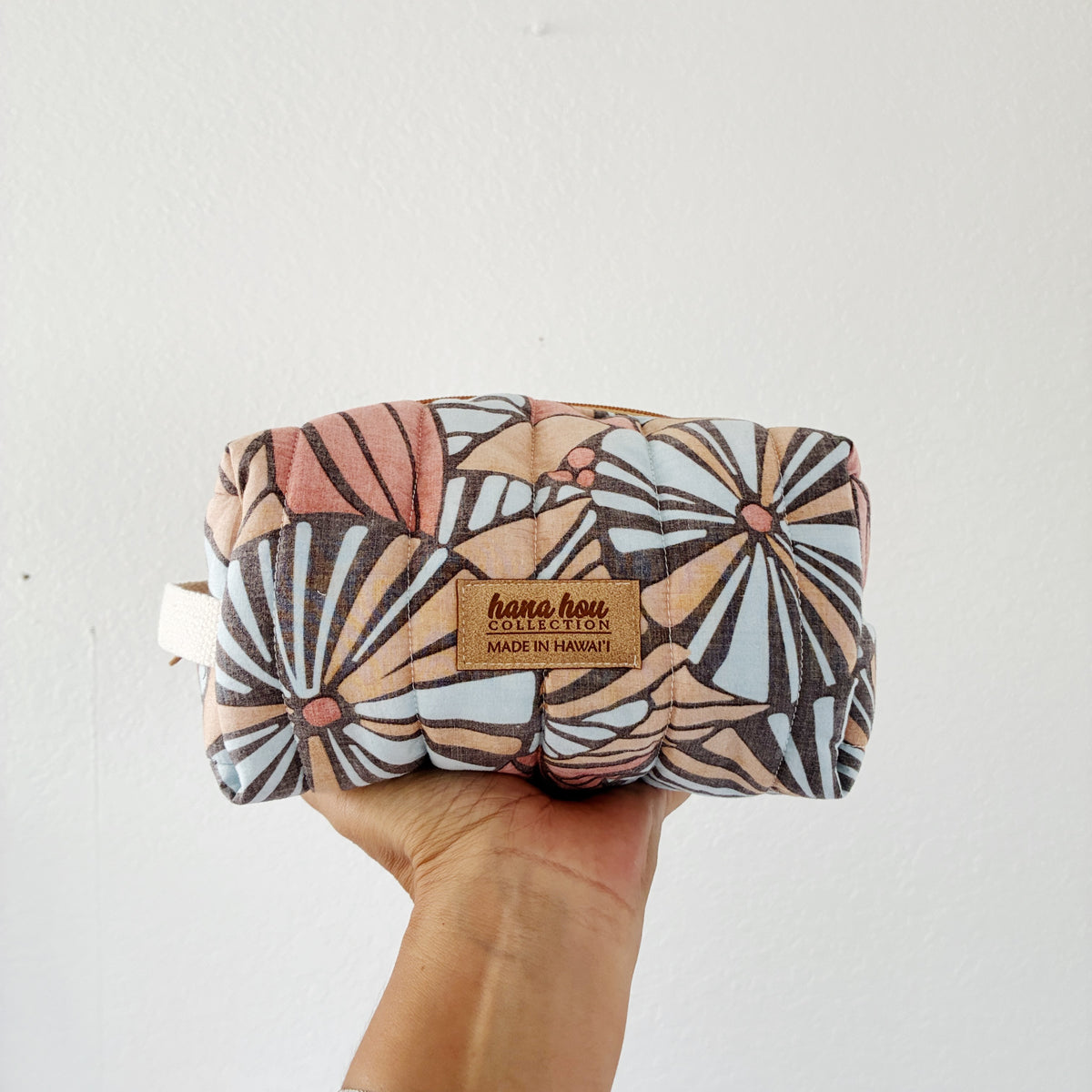 HANA HOU // Travel Boxy 004 // Made in Hawai'i with pre-loved aloha shirt