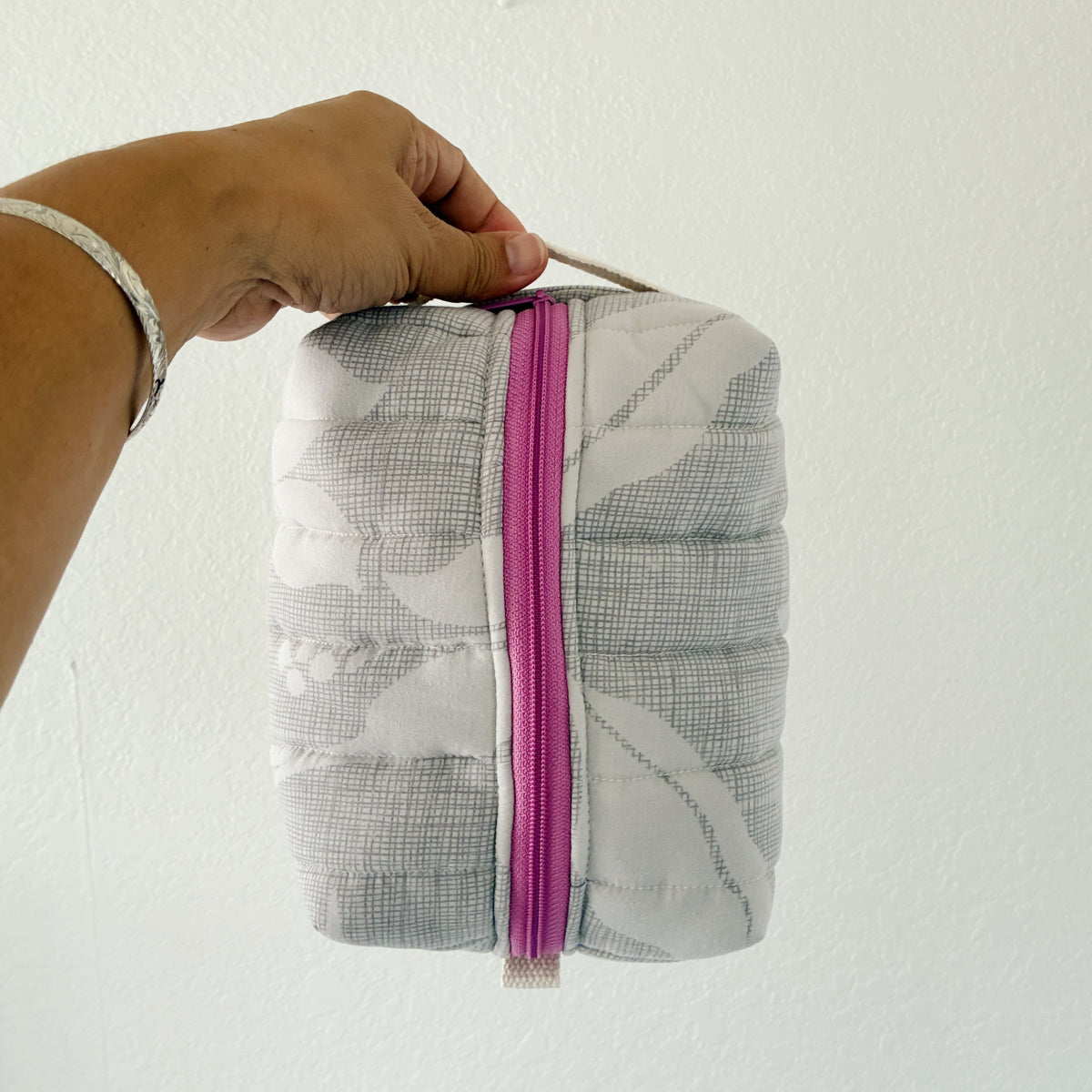 HANA HOU // Travel Boxy 003 // Made in Hawai'i with pre-loved aloha shirt
