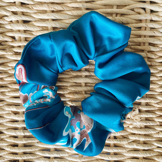 Hana Hou // SCRUNCHIE 008 // Made in Hawaii with upcycled fabrics