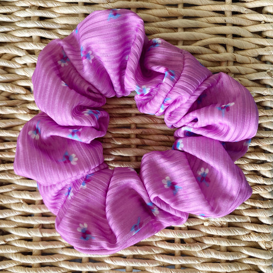 Hana Hou // SCRUNCHIE 007 // Made in Hawaii with upcycled fabrics