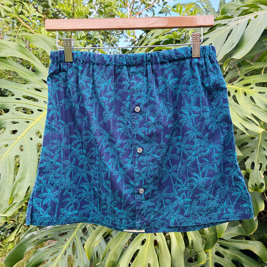 HANA HOU // Coco Top 007 // Made in Hawai'i with pre-loved aloha shirt