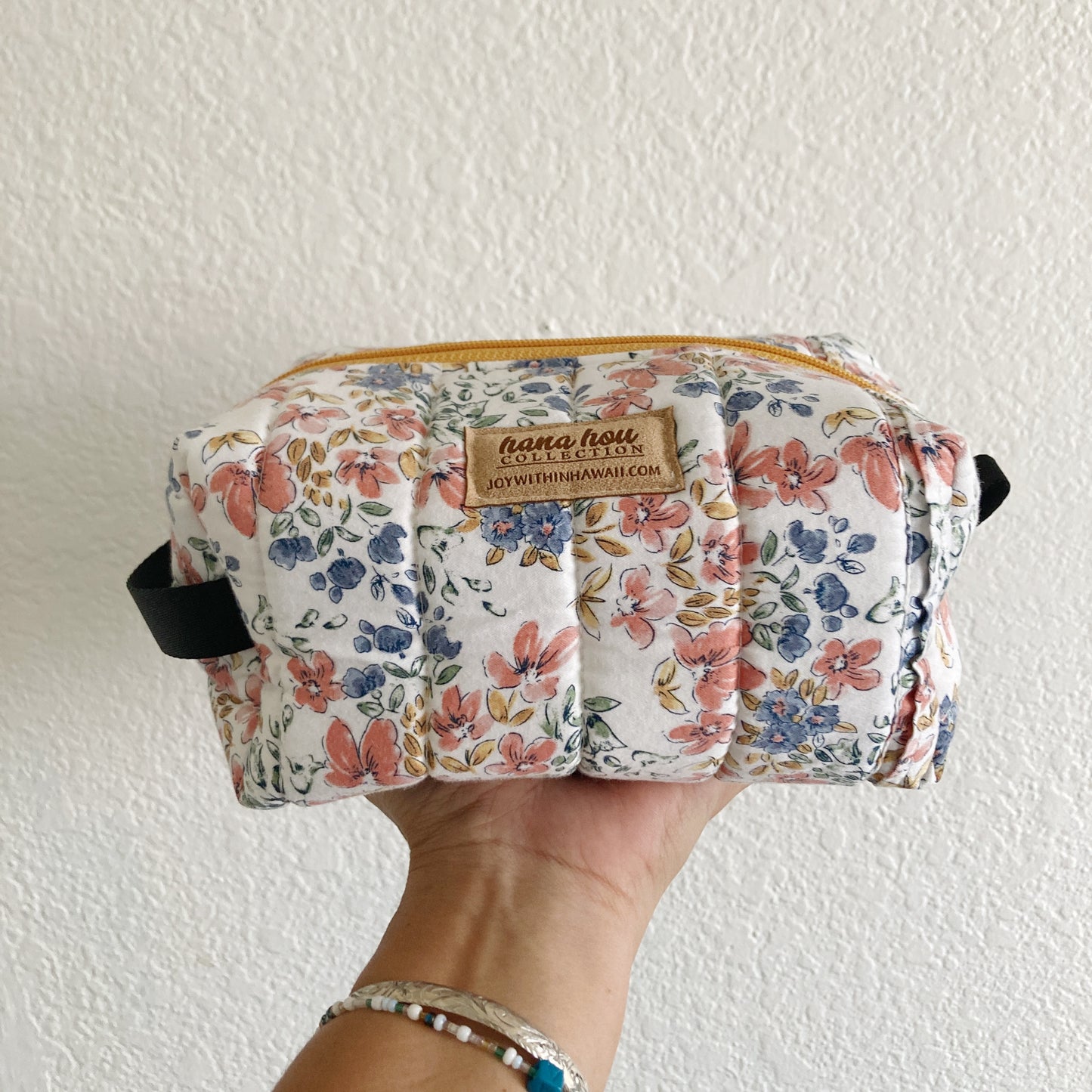 HANA HOU // Travel Boxy 003 // Made in Hawai'i with up cycled fabric