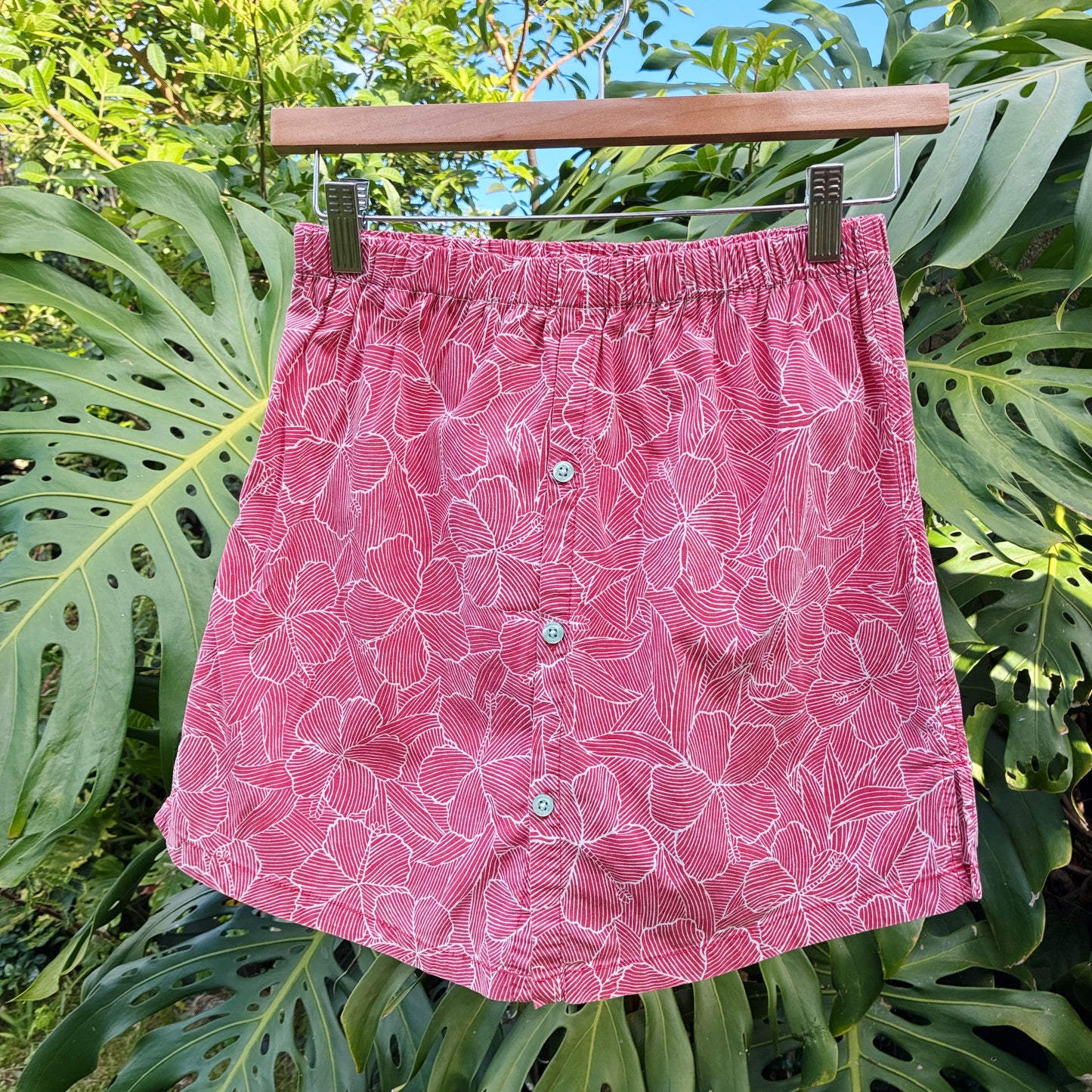 HANA HOU // Coco Top 001 // Made in Hawai'i with pre-loved aloha shirt
