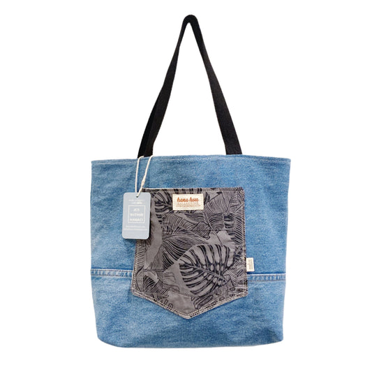 HANA HOU // Denim Pocket Tote 003 // Made in Hawai'i with upcycled fabrics