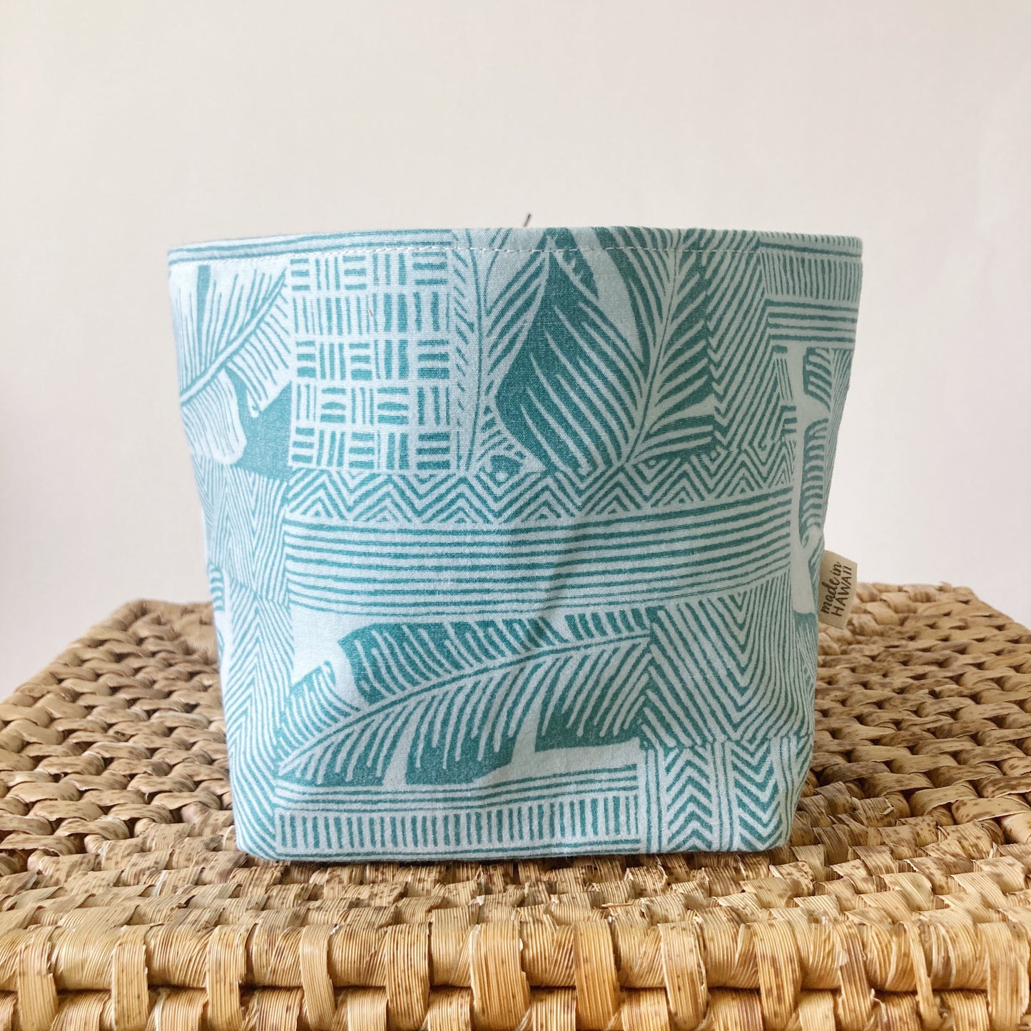 HANA HOU // 6" Plant Bag 005 // Made in Hawaii with pre-loved aloha shirt