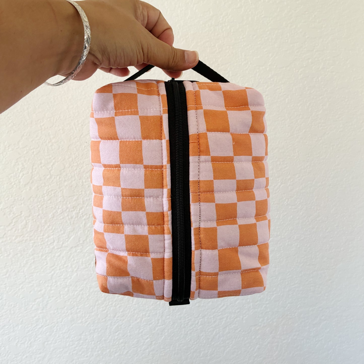 HAWAI'I ARTIST // Medium Travel Boxy 003 // Made in Hawai'i // Print Design by Kris Wong Design