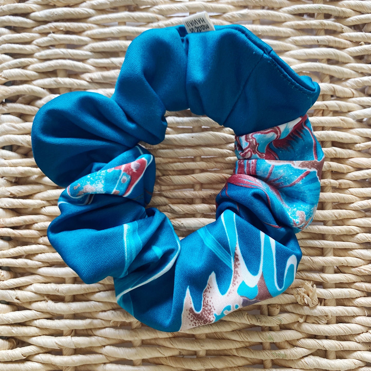 Hana Hou // SCRUNCHIE 09 // Made in Hawaii with upcycled textiles