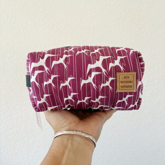 HAWAI'I ARTIST // Medium Travel Boxy 004 // Made in Hawai'i // Print Design by Pipilioe
