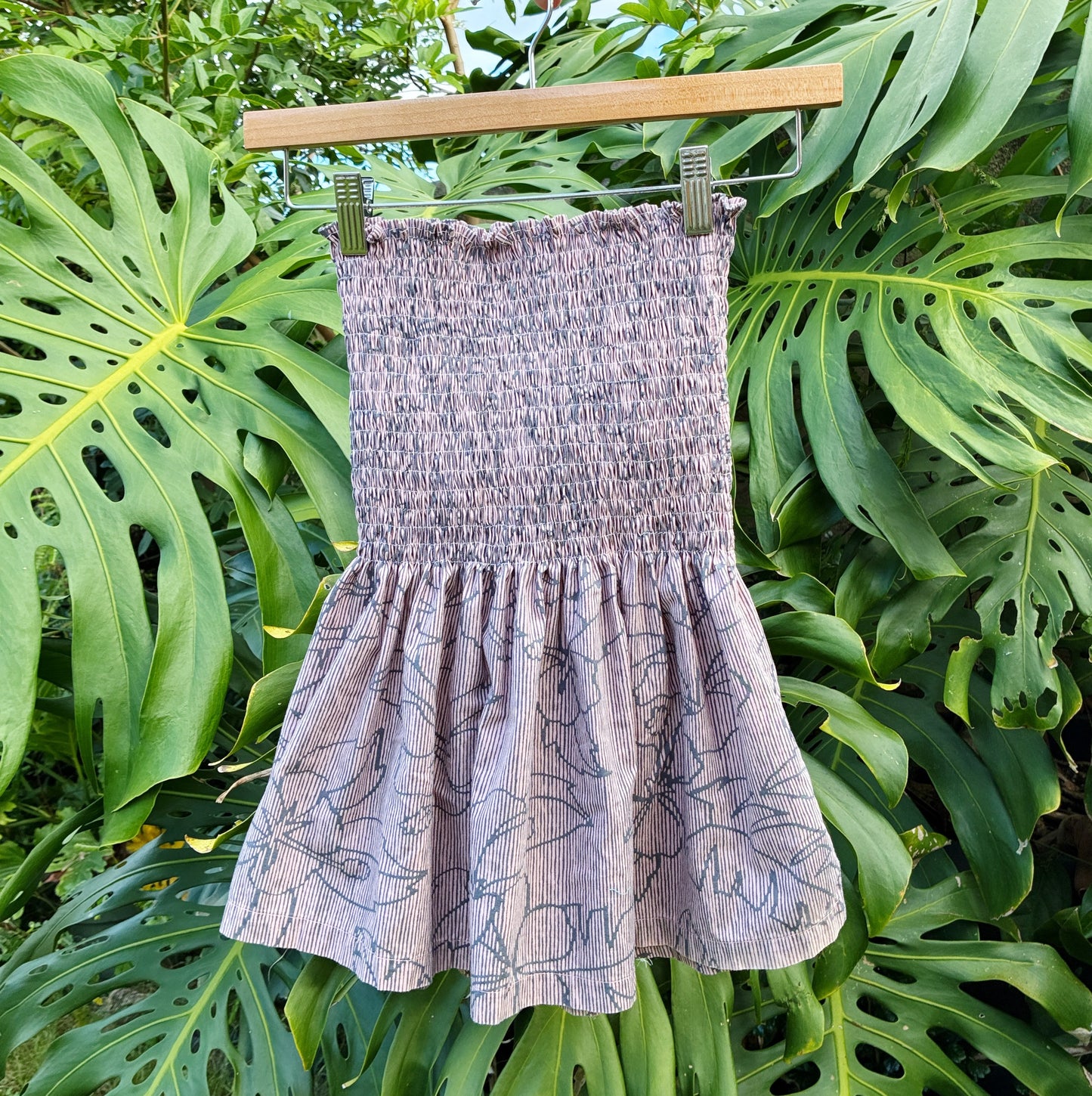 HANA HOU // Ka'ina Top 015 // Made in Hawai'i with pre-loved aloha shirt