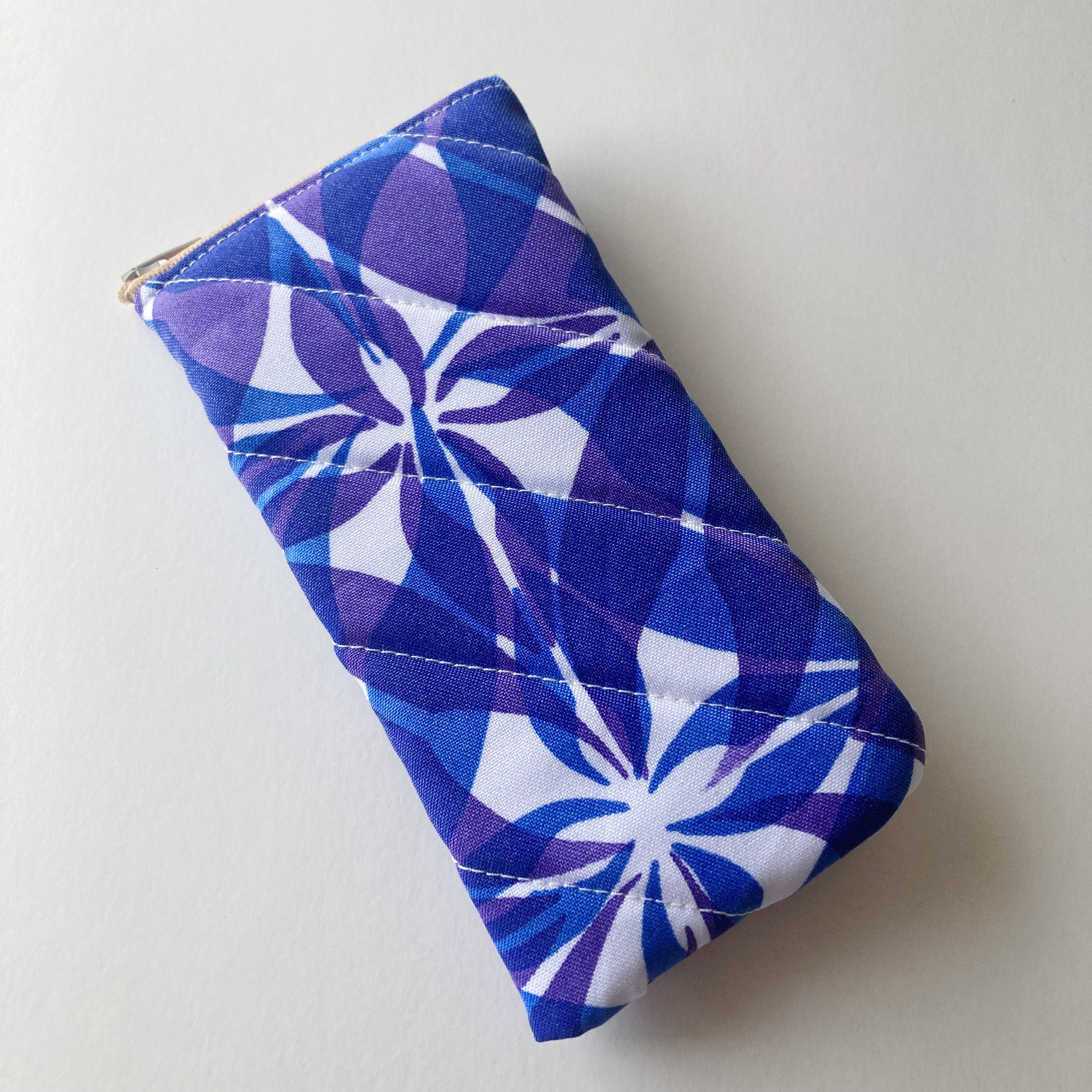 Hana Hou / Sunglass Pouch 001 / Made in Hawaii with upcycled fabric
