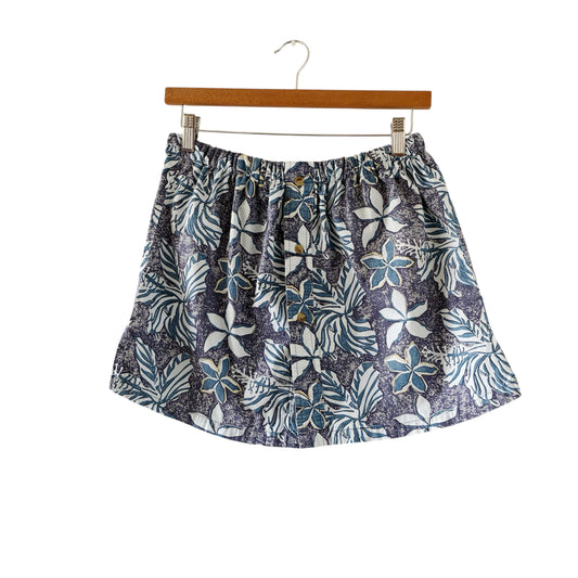 HANA HOU // Coco Top 027 // Made in Hawai'i with mens size S pre-loved aloha shirt