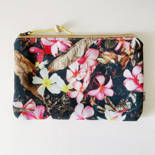 SMALL PADDED PHOTO POUCH // GROUND PLUMERIA